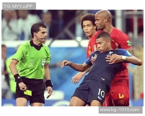 姆巴佩父亲参与戛纳传奇赛齐达内维埃拉德尚等巨星同场竞技 姆巴佩父亲参与戛纳传奇赛齐达内维埃拉德尚等巨星同场竞技